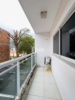 Casa de Condomínio Mobiliada com 3 quartos sendo 1 suíte no bairro Amador em Eusébio