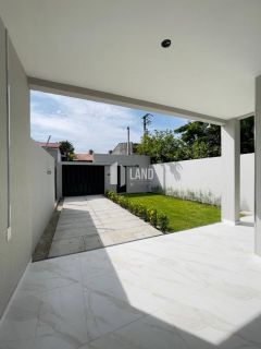 CASA PLANA 3 SUÍTES E 3 VAGAS DE GARAGEM - LAGOA REDONDA