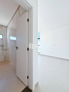 Casa com 3 suítes no Condomínio Village Cajueiro