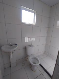Vende-se casa de condomínio na zona norte