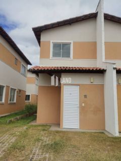 Vende-se casa de condomínio na zona norte