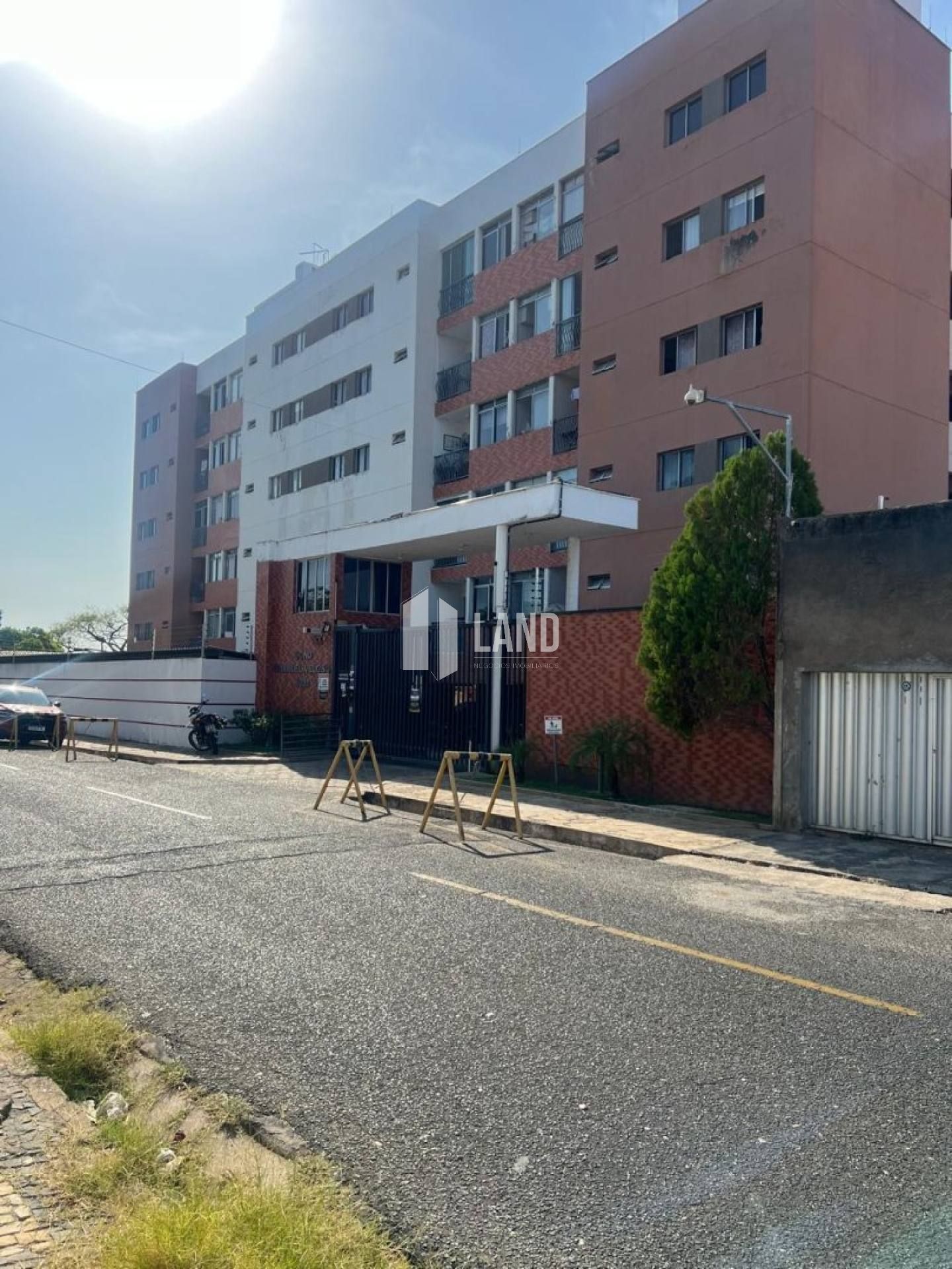 Apartamento a venda com 3 quartos próximo a João XXIII