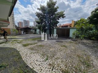 Casa com 4 quartos 4 suítes 6 vagas de gareem no bairro Engenheiro Luciano Cavalcante