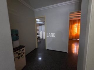 Casa com 4 quartos 4 suítes 6 vagas de gareem no bairro Engenheiro Luciano Cavalcante