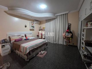 Casa com 4 quartos 4 suítes 6 vagas de gareem no bairro Engenheiro Luciano Cavalcante