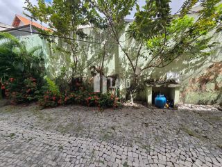 Casa com 4 quartos 4 suítes 6 vagas de gareem no bairro Engenheiro Luciano Cavalcante