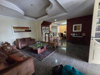 Casa com 4 quartos 4 suítes 6 vagas de gareem no bairro Engenheiro Luciano Cavalcante