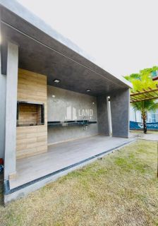 Casa de Condomínio com 3 quartos 3 suítes no bairro Guaribas em Eusébio