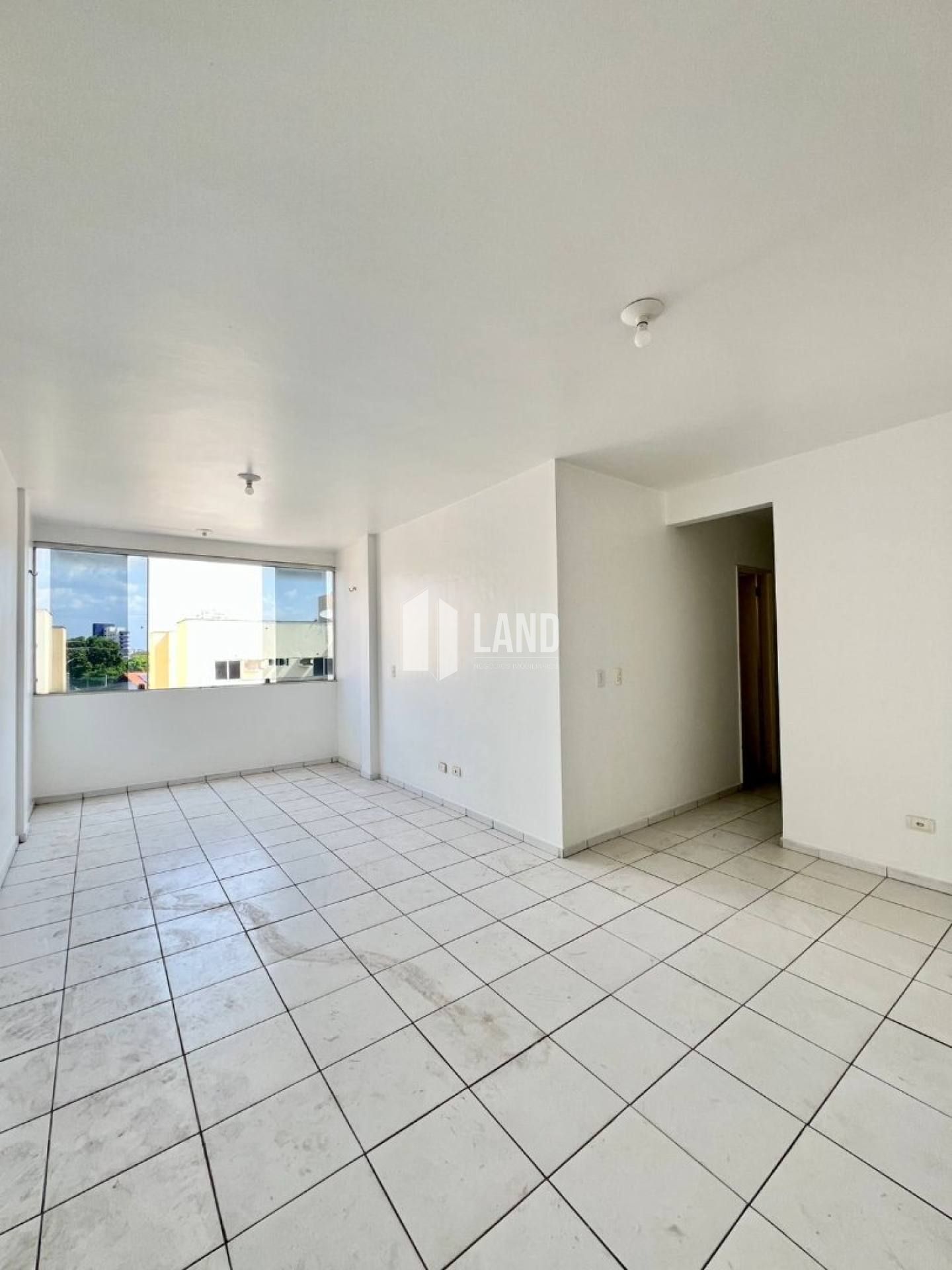 Apartamento de 3 quartos à venda no Bairro dos Noivos
