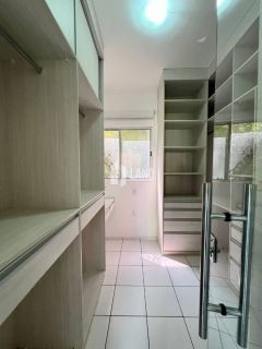 Apartamento térreo à venda no Bairro dos Noivos