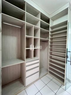 Apartamento térreo à venda no Bairro dos Noivos