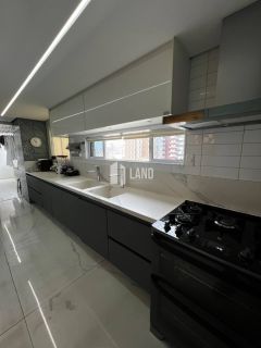 Apartamento de alto luxo para Vender com 3 quartos 3 suítes no bairro Cocó em Fortaleza