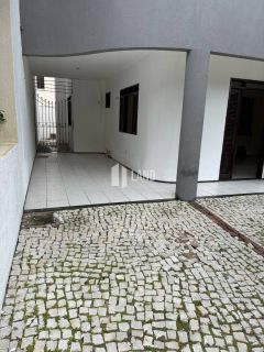 Casa de Condomínio com 5 quartos 4 suítes no bairro Engenheiro Luciano Cavalcante
