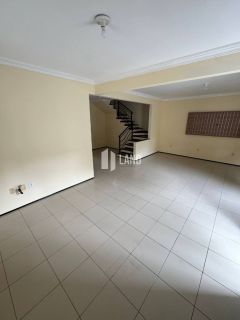 Casa de Condomínio com 5 quartos 4 suítes no bairro Engenheiro Luciano Cavalcante