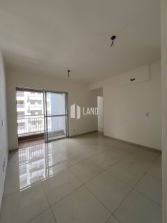 Apartamento novo com 3 quartos no Bairro Ilhotas