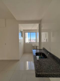 Apartamento novo com 3 quartos no Bairro Ilhotas