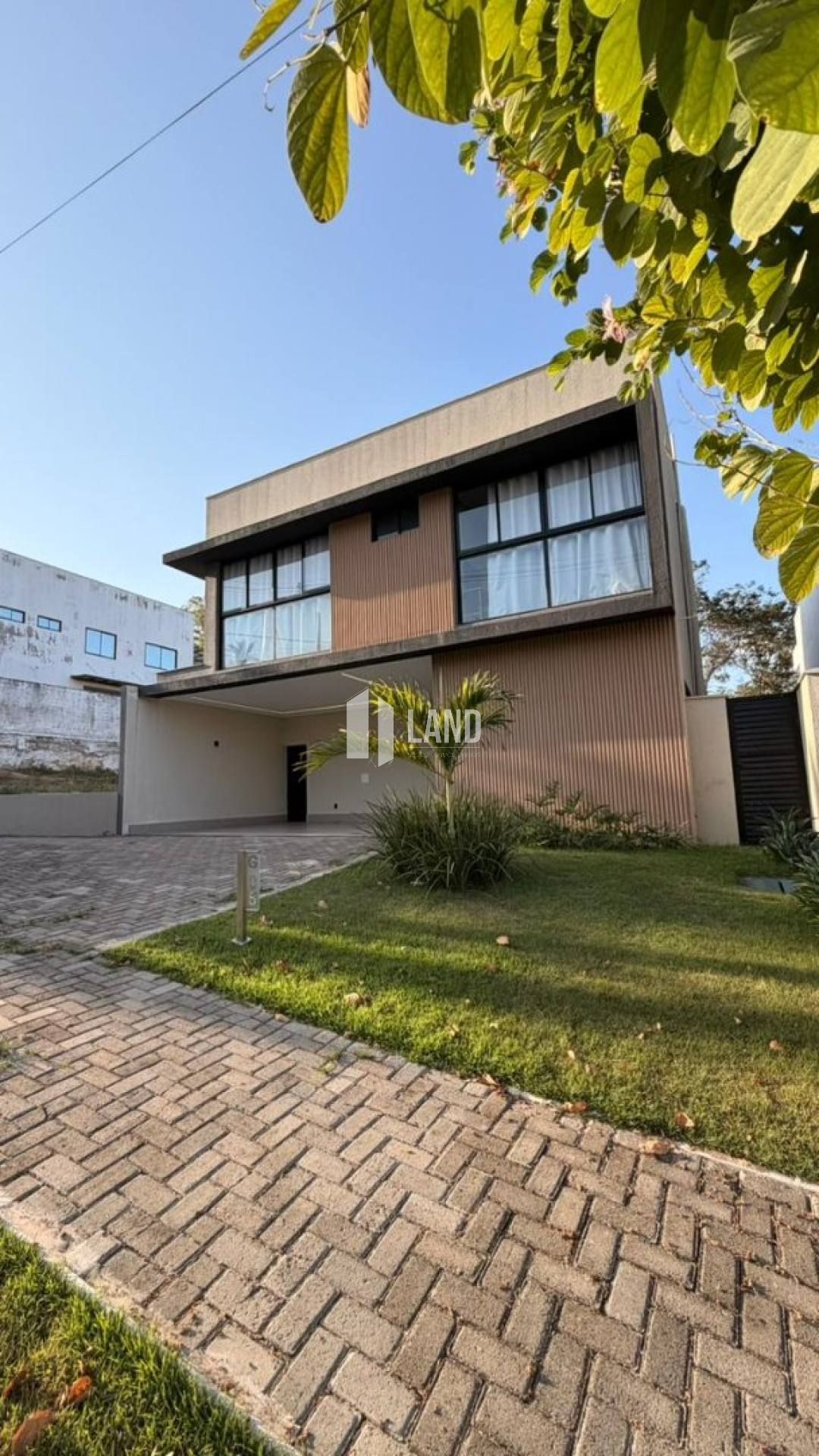 CASA NOVA À VENDA | Condomínio Fechado VERANA