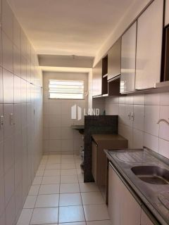 Vende-se apartamento no Dirceu
