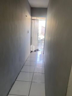 Casa na Parangaba Com 2 suítes - R$ 320.000,00