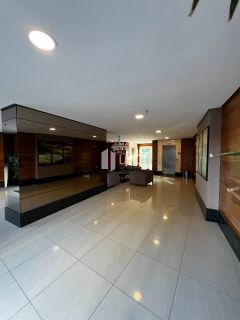 OPORTUNIDADE NO COCÓ - 100m² - 3 SUÍTES - R$ 860.000,00