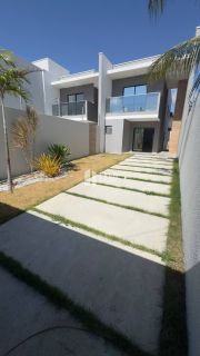 Casa com 3 quartos 3 suítes no bairro Edson Queiroz em Fortaleza