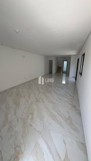Casa com 3 quartos 3 suítes no bairro Edson Queiroz em Fortaleza