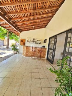 Casa à venda no bairro Gurupi, em Teresina 3 suítes