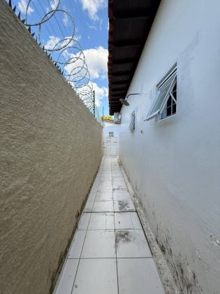 CASA À VENDA | SÃO CRISTÓVÃO – TERESINA/PI  R$ 650.000,00