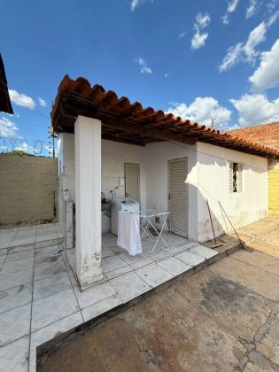 CASA À VENDA | SÃO CRISTÓVÃO – TERESINA/PI  R$ 650.000,00