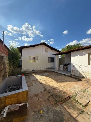 CASA À VENDA | SÃO CRISTÓVÃO – TERESINA/PI  R$ 650.000,00