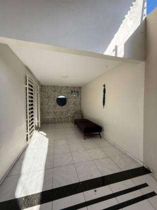 CASA À VENDA | SÃO CRISTÓVÃO – TERESINA/PI  R$ 650.000,00