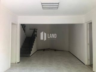 Casa Duplex para fins comerciais para vender no bairro Engenheiro Luciano Cavalcante, em frente ao Ministério Público e a UNIMED infantil, com 7 cômodos, 7 banheiros, 1 copa, 6 vagas - 134m² (área construída) - 230m² (terreno) - R$ 735.000 - Fortaleza/CE