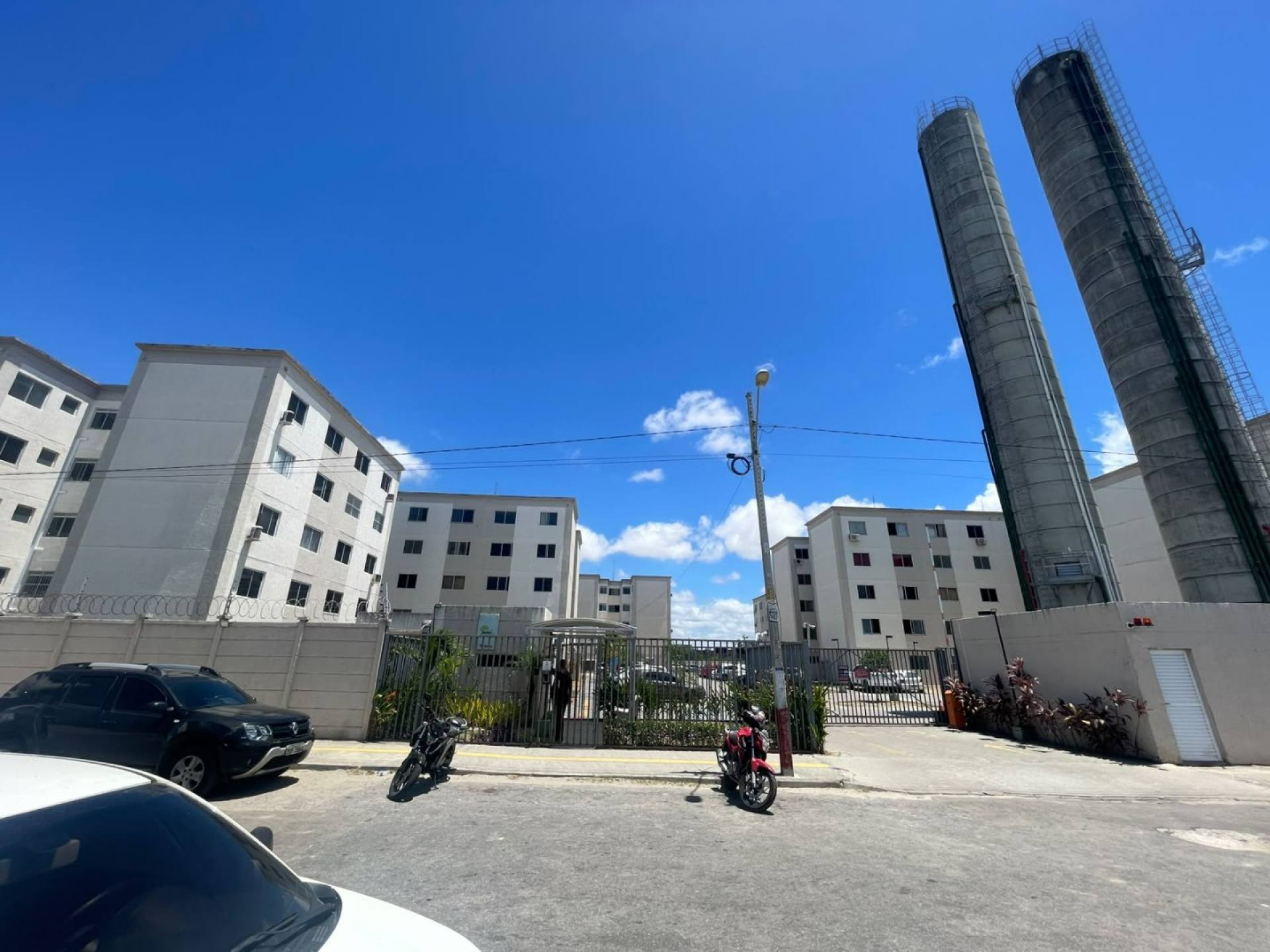 Apartamento com 2 quartos no bairro CAJAZEIRAS | Próximo ao castelão | R$180.000,00