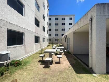 Apartamento com 2 quartos no bairro CAJAZEIRAS | Próximo ao castelão | R$180.000,00