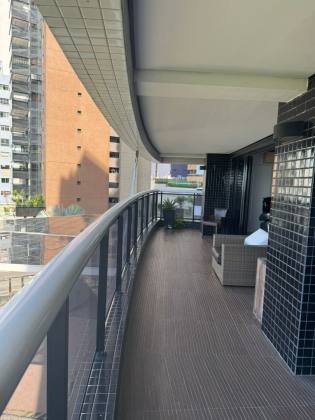 LANDSCAPE | BEIRA MAR - 145M², 3 Quartos, Vista Mar, Porteira fechada - R$3.200.000,00