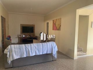 Casa Comercial por R$ 990.000,00