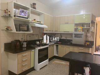 Casa Comercial por R$ 990.000,00