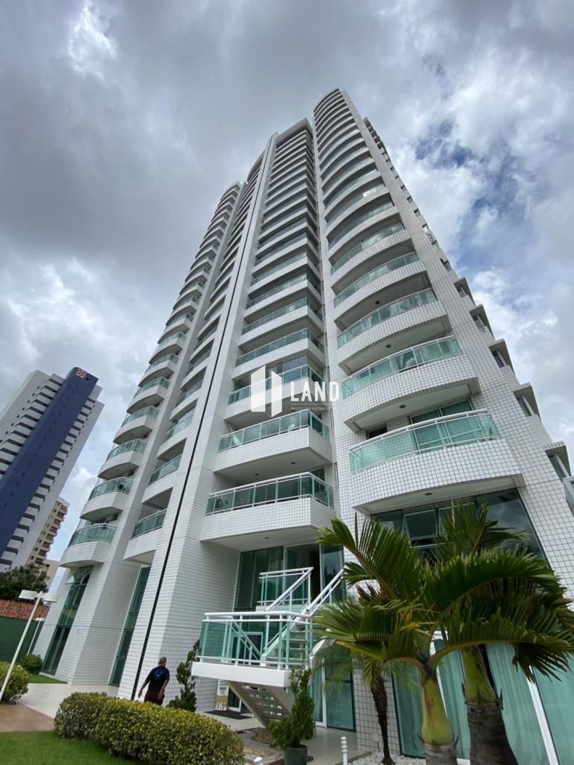 Apartamento 117m², 03 suites