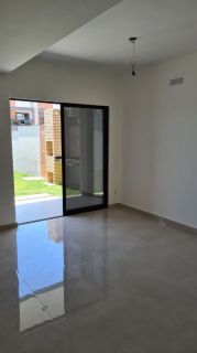 Casa com 3 dormitórios a venda, 100 m² por R$ 419.900,00 - Mangabeira - Eusebio/CE