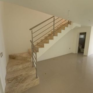 Casa Duplex com 3 dormitorios a venda, 137 m² por R$ 520.000 - Mangabeira - Eusebio/Ceara