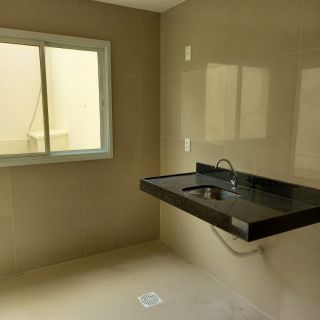 Casa Duplex com 3 dormitorios a venda, 137 m² por R$ 520.000 - Mangabeira - Eusebio/Ceara