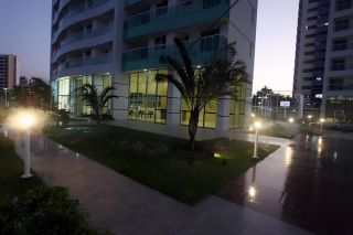 Apartamento com 3 dormitorios a venda, 72 m² por R$ 580.000,00 - Guararapes - Fortaleza/CE