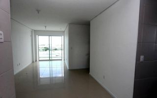 Apartamento com 3 dormitorios a venda, 72 m² por R$ 580.000,00 - Guararapes - Fortaleza/CE