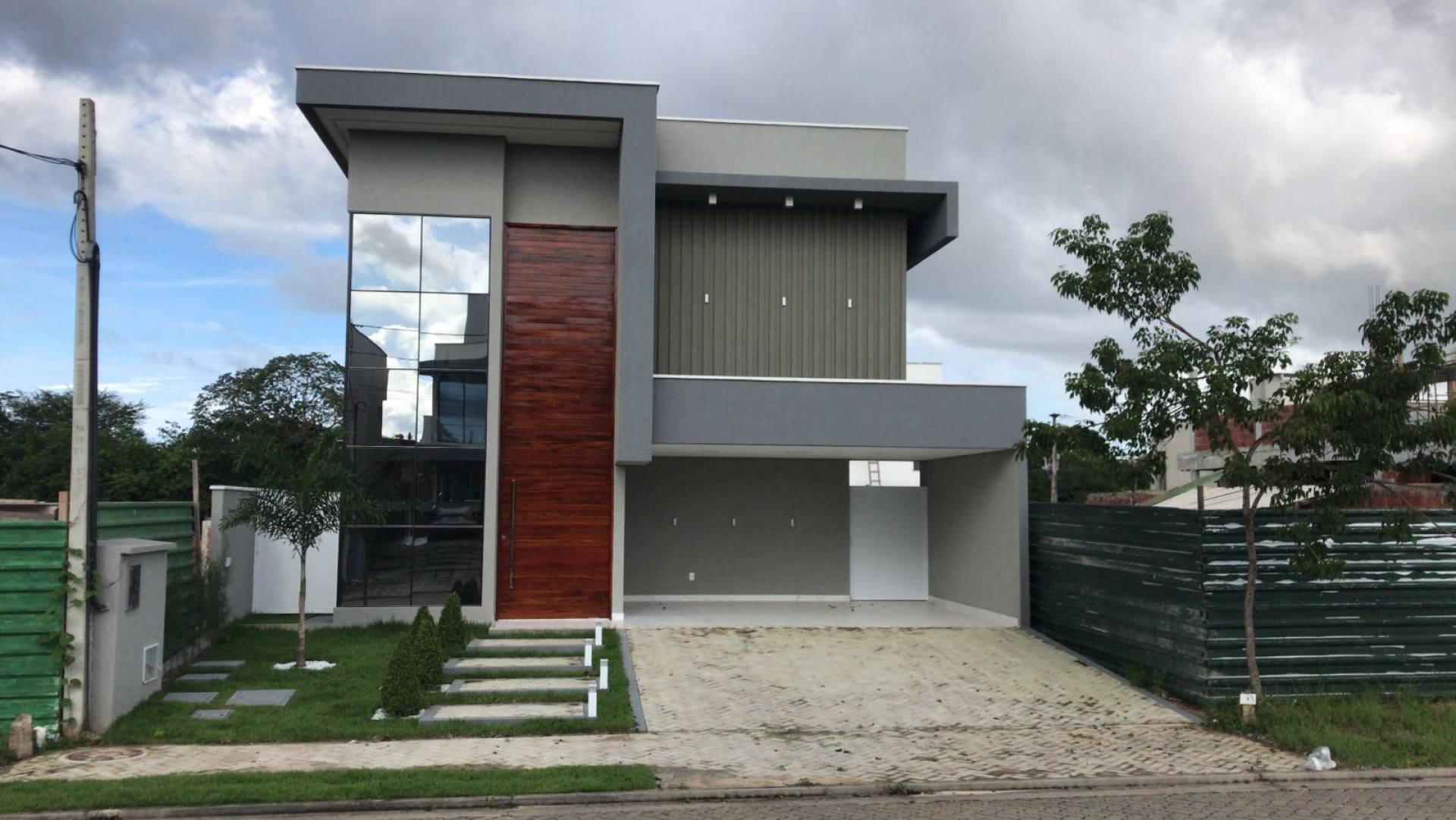 Casa duplex a venda na cidade alpha
