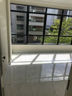 Apartamento à venda no Meirelles