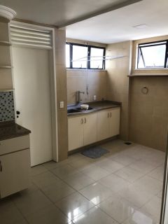 Apartamento à venda no Meirelles