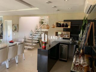 CASA DE ALTÍSSIMO PADRÃO EM CONDOMÍNIO NO EUSÉBIO POR - 1.890.000,00
