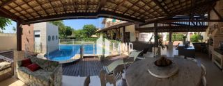 CASA DE ALTÍSSIMO PADRÃO EM CONDOMÍNIO NO EUSÉBIO POR - 1.890.000,00