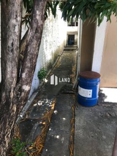 Casa a venda no bairro montese