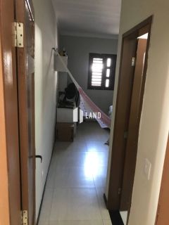 Casa a venda no bairro montese